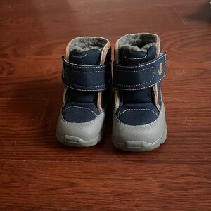 See Kai Run Blake snow boot. Baby/toddler
